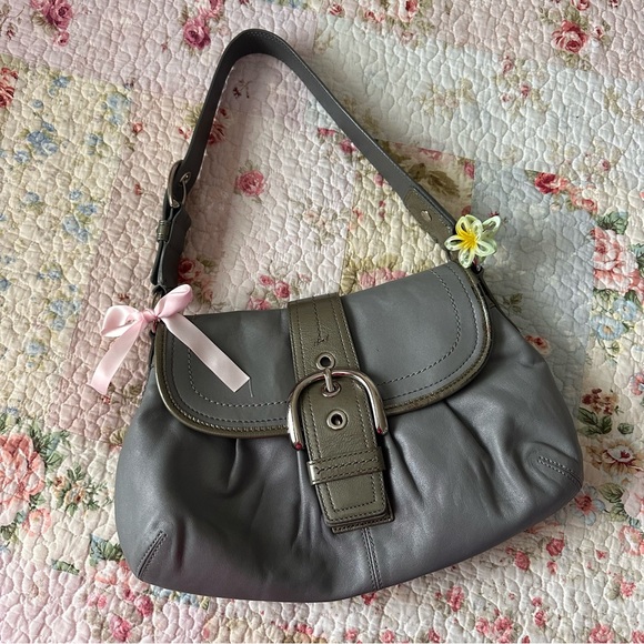 Vintage Coach F15204 Grey SoHo Shoulder Buckle Bag - Picture 2 of 13